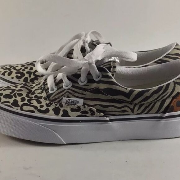 Women's Vans Safari Multi Animal Print Skateboard Shoes Size 6 - Picture 2 of 6
